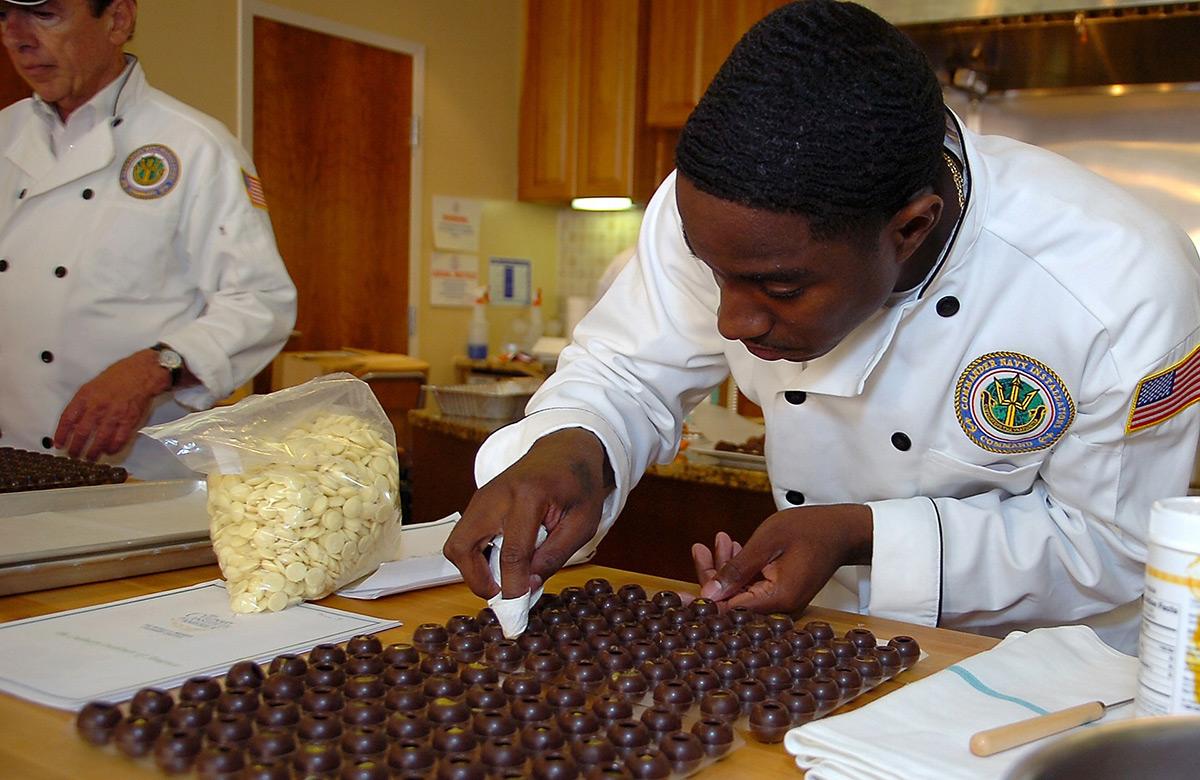 Dólmã: vestuário usado por chefs de cozinha